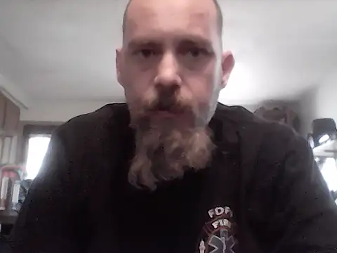 Snapshot of crazyheratic8 chatting on 03.06.26 crazyheratic8 online show from 03.06.26