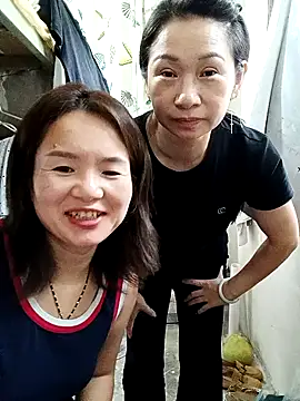 Snapshot of long3366 chatting on 10.03.25 long3366 online show from 10.03.25