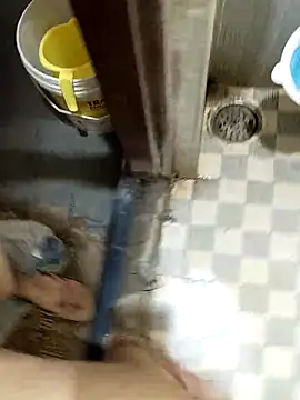 Snapshot of pjpj_ chatting on 10.27.25 pjpj  online show from 10.27.25