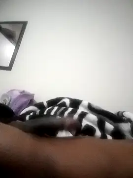 Snapshot of lefalamangmo chatting on 11.28.25 lefalamangmo online show from 11.28.25