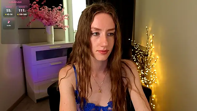 Snapshot of GoldenRose_ chatting on 05.31.26 GoldenRose online show from 05.31.26