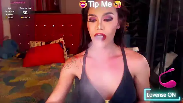 Snapshot of BombshellMARIA chatting on 03.25.26 BombshellMARIA online show from 03.25.26