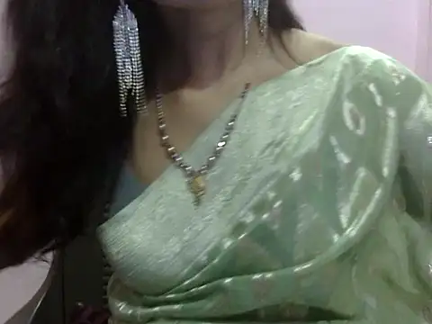 Laila Cute online show from 07.04.26
