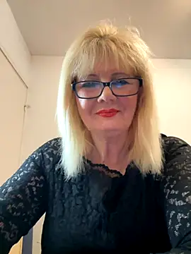 BoloshkaBlonda online show from 10.10.25