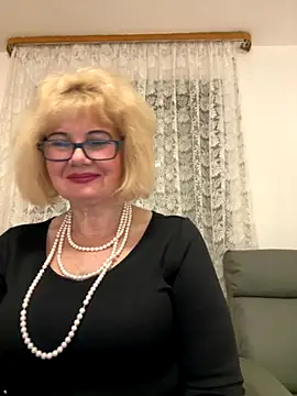 BoloshkaBlonda online show from 11.24.25