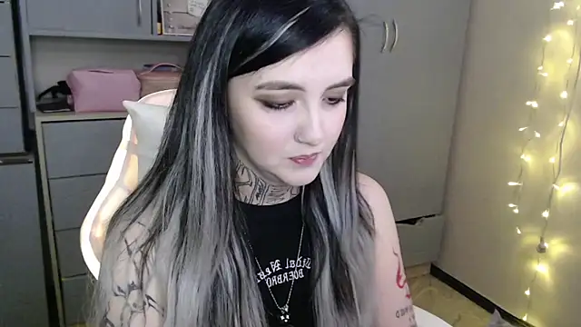 Rin andersonn online show from 12.23.25