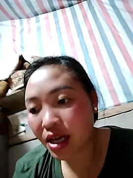 Snapshot of Minkine022 chatting on 02.27.26 Minkine022 online show from 02.27.26