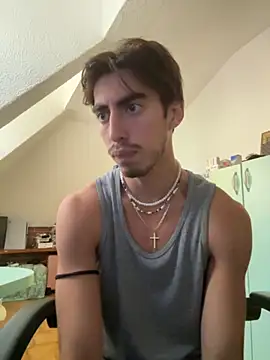 BABYJR05 online show from 10.02.25