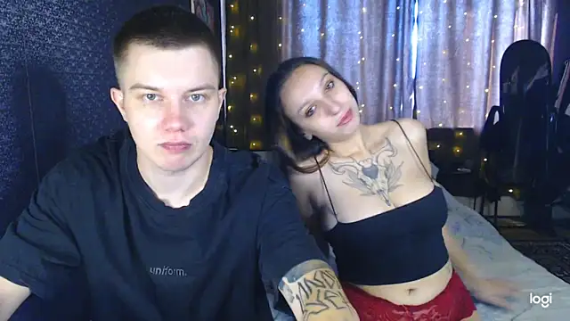 Snapshot of Mark_and_Wendy chatting on 10.12.25 Mark and Wendy online show from 10.12.25