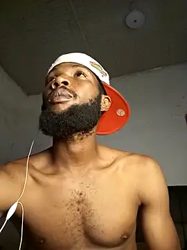 Snapshot of FreakyKaigrey chatting on 02.18.26 FreakyKaigrey online show from 02.18.26