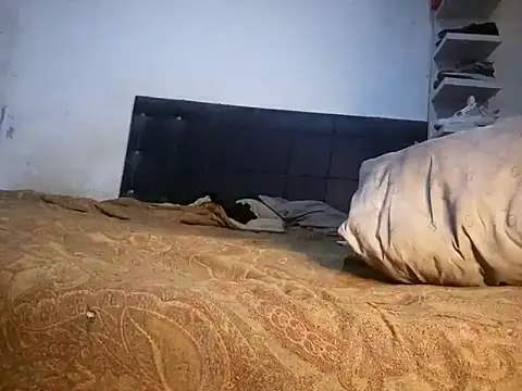 Snapshot of FreakyKaigrey chatting on 02.26.26 FreakyKaigrey online show from 02.26.26