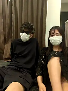 Snapshot of streetfuckers-jp2 chatting on 10.04.25 streetfuckers-jp2 online show from 10.04.25