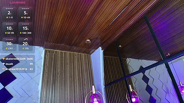 Snapshot of Matti_sofia_ chatting on 10.25.25 Matti sofia online show from 10.25.25