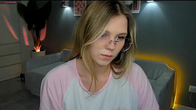 linakorvin online show from 10.20.25