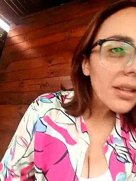 Snapshot of Jade_1-9 chatting on 11.06.25 Jade 1-9 online show from 11.06.25