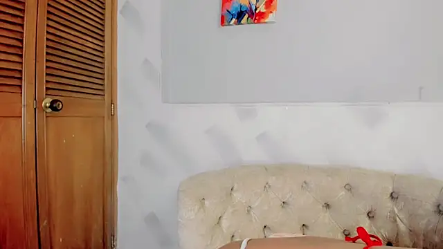 Molly Logan online show from 03.20.26