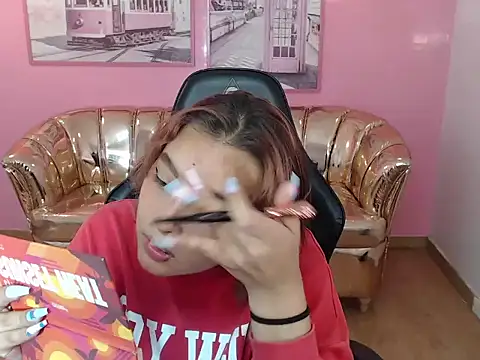 Snapshot of mia_foster_t chatting on 10.16.25 mia foster t online show from 10.16.25