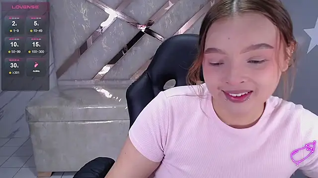 mia foster t online show from 04.30.26