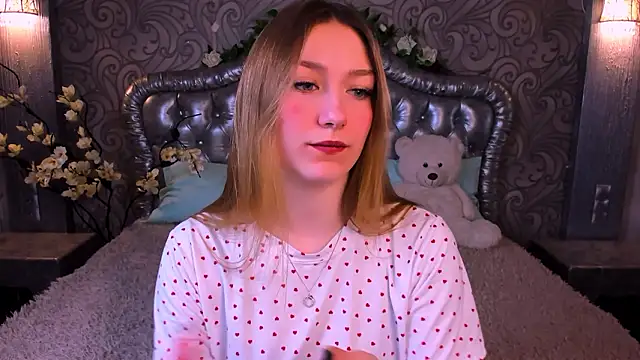 AngelAnabelle online show from 01.31.26