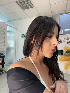 ArieliciousXXX online show from 06.16.26