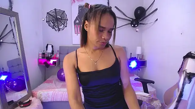 ingrid03 taffur online show from 10.22.25