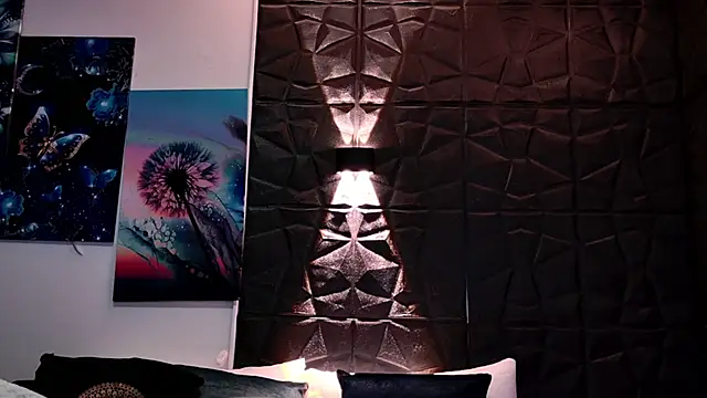 Snapshot of Hurrem99 chatting on 12.02.25 Hurrem99 online show from 12.02.25