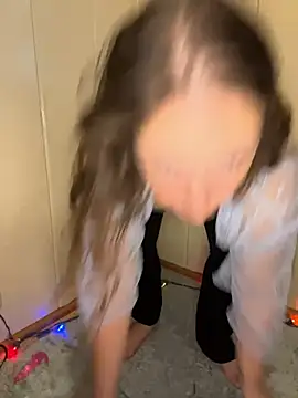 Snapshot of allnaturalmermaid chatting on 10.28.25 allnaturalmermaid online show from 10.28.25