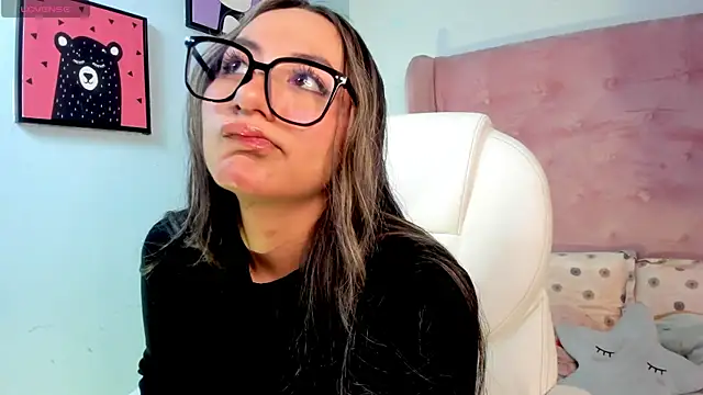 Snapshot of Vanelope_evanss chatting on 10.11.25 Vanelope evanss online show from 10.11.25