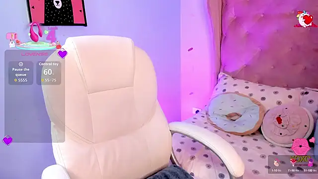 Snapshot of Vanelope_evanss chatting on 10.16.25 Vanelope evanss online show from 10.16.25