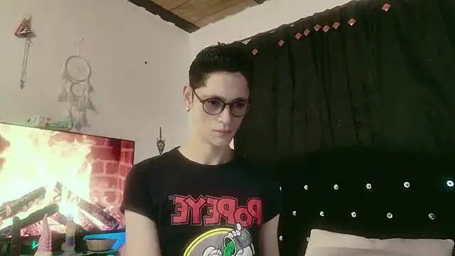 Tyler cat online show from 10.23.25