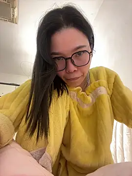 Snapshot of taotaobo chatting on 12.17.25 taotaobo online show from 12.17.25