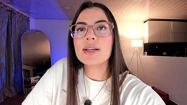 Snapshot of sarita_3 chatting on 01.12.26 sarita 3 online show from 01.12.26