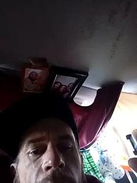 LetMeLiqU online show from 10.24.25