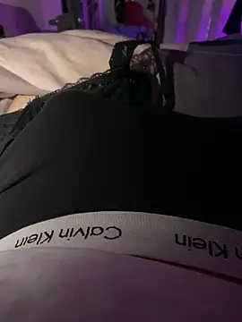 Snapshot of BBC_05_01 chatting on 10.12.25 BBC 05 01 online show from 10.12.25