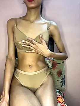 Snapshot of Hotty_kaira chatting on 10.31.25 Hotty kaira online show from 10.31.25