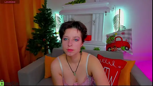 Sara Frayer online show from 12.05.25