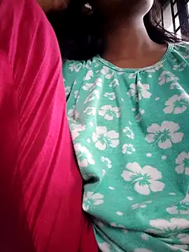 Snapshot of hottywife-03 chatting on 05.21.26 hottywife-03 online show from 05.21.26