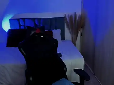 Snapshot of Dammianmiller chatting on 10.05.25 Dammianmiller online show from 10.05.25