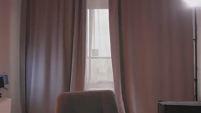 formoneyes online show from 10.10.25