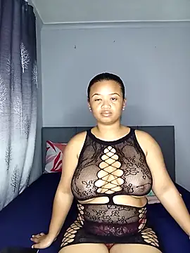 Sultrytits6 online show from 04.20.26