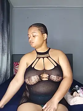 Sultrytits6 online show from 06.15.26