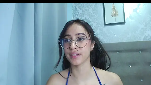Alana Martinez  online show from 05.01.26