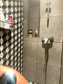 bebecita x online show from 10.14.25