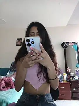 caramel doll   online show from 11.10.25