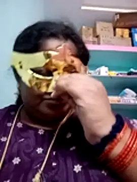 Snapshot of supcpl chatting on 11.10.25 supcpl online show from 11.10.25