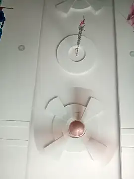 Snapshot of supcpl chatting on 11.13.25 supcpl online show from 11.13.25