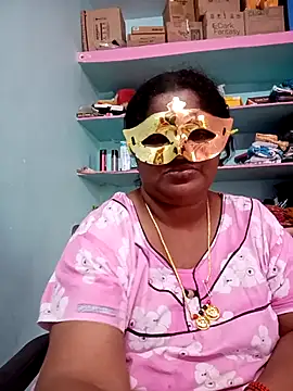 Snapshot of supcpl chatting on 11.20.25 supcpl online show from 11.20.25