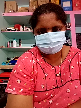 Snapshot of supcpl chatting on 11.22.25 supcpl online show from 11.22.25