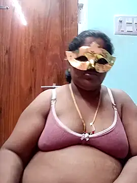 Snapshot of supcpl chatting on 11.27.25 supcpl online show from 11.27.25