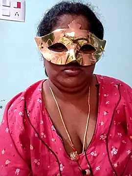 Snapshot of supcpl chatting on 11.28.25 supcpl online show from 11.28.25